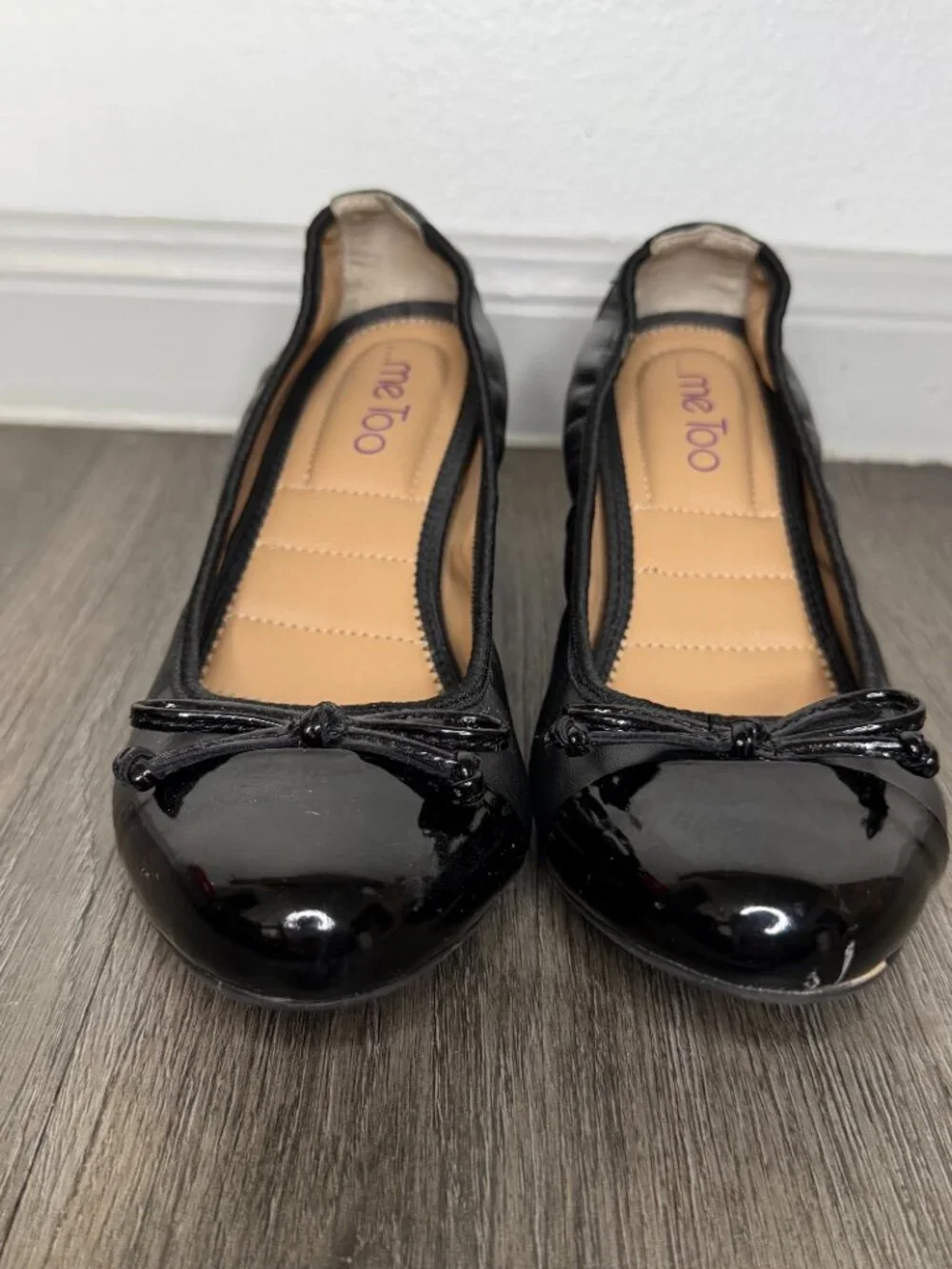 Me Too Women’s Black Leather Cap Toe Block Heel Pumps with Bow Size 7.5